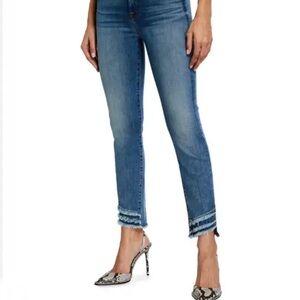 Classic Blue Cropped Jeans with Frayed Hem